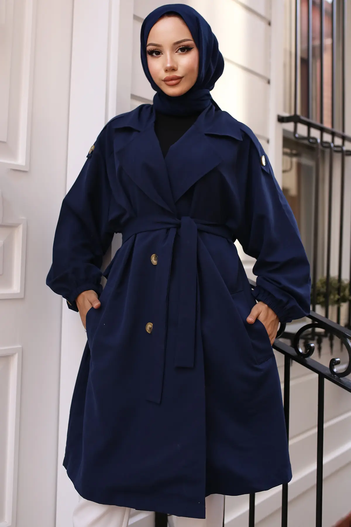 Belted Trench Coat-detail