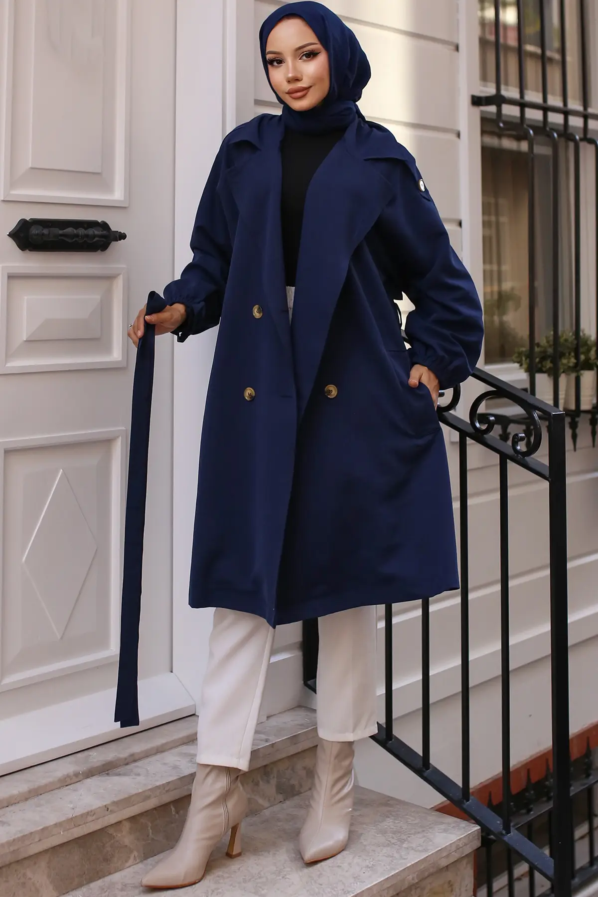 Belted Trench Coat-detail
