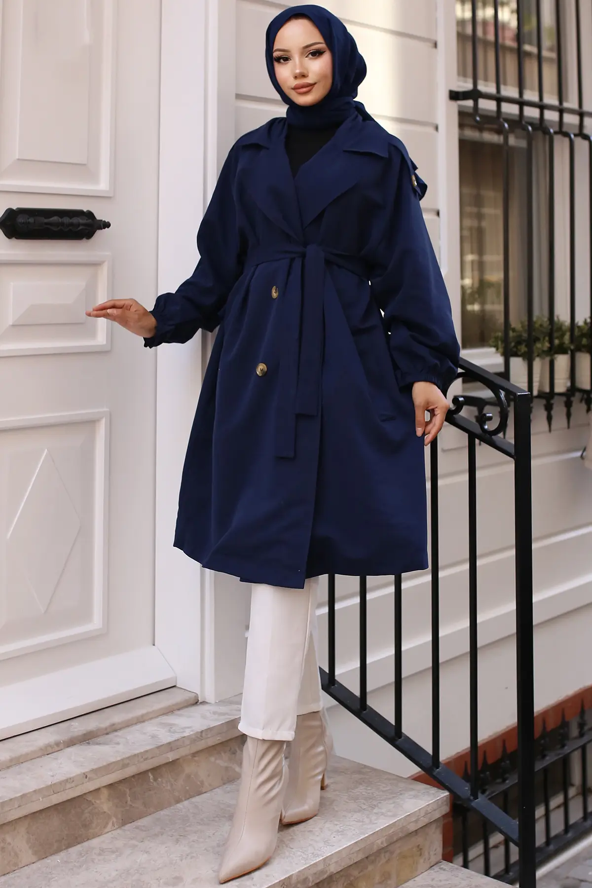 Belted Trench Coat-detail