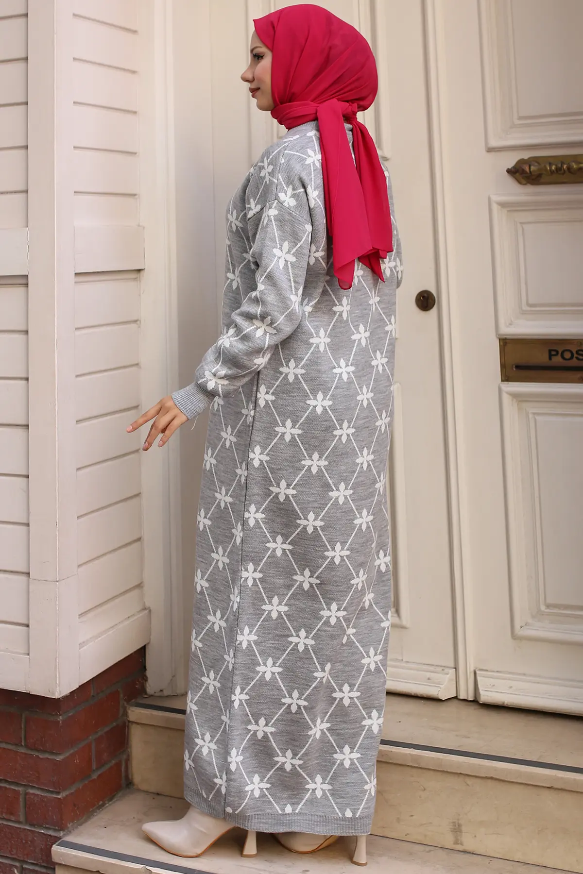 Flower Patterned Sweater Dress-detail