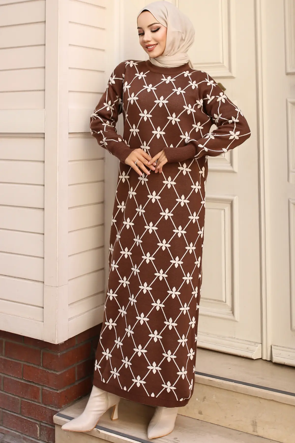 6207 Çiçek Desenli Triko Elbise Kahverengi-detail