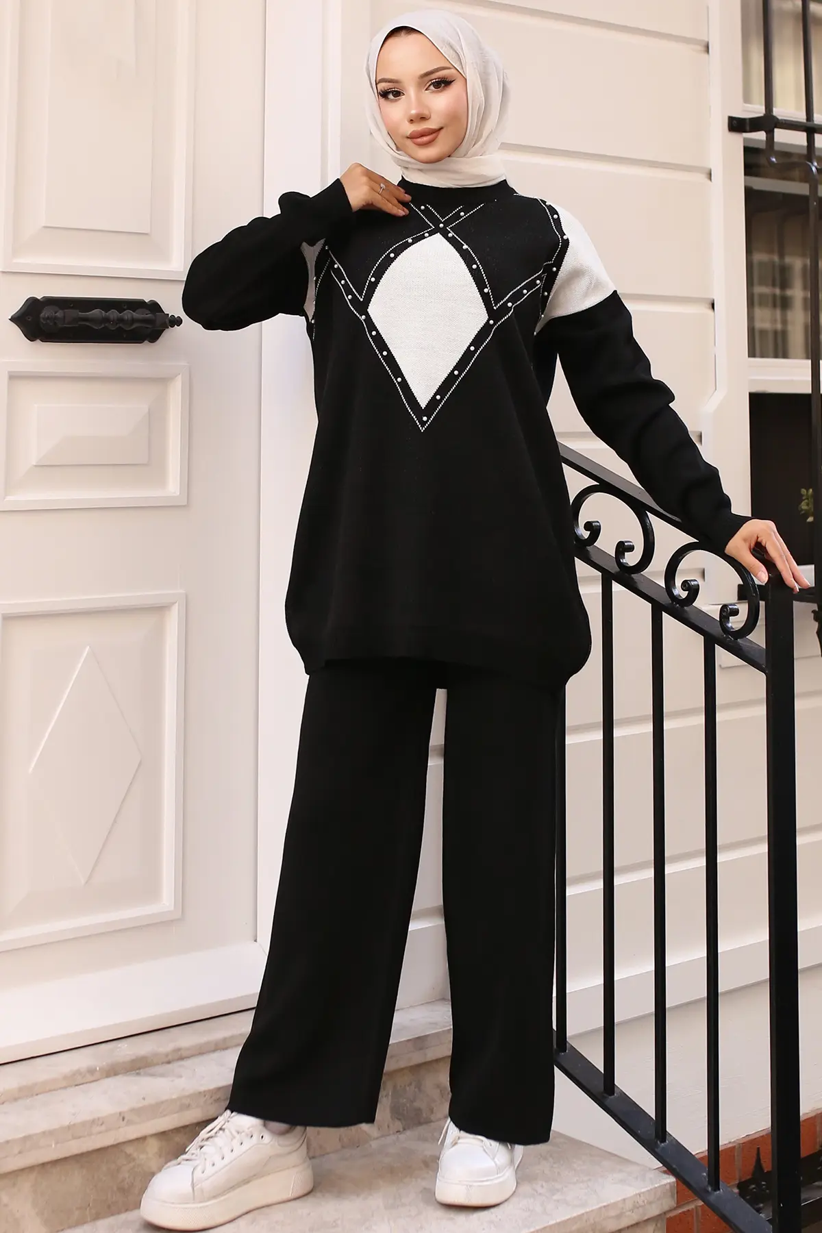 Pearl Detailed Diamond Patterned Knitwear Set-detail