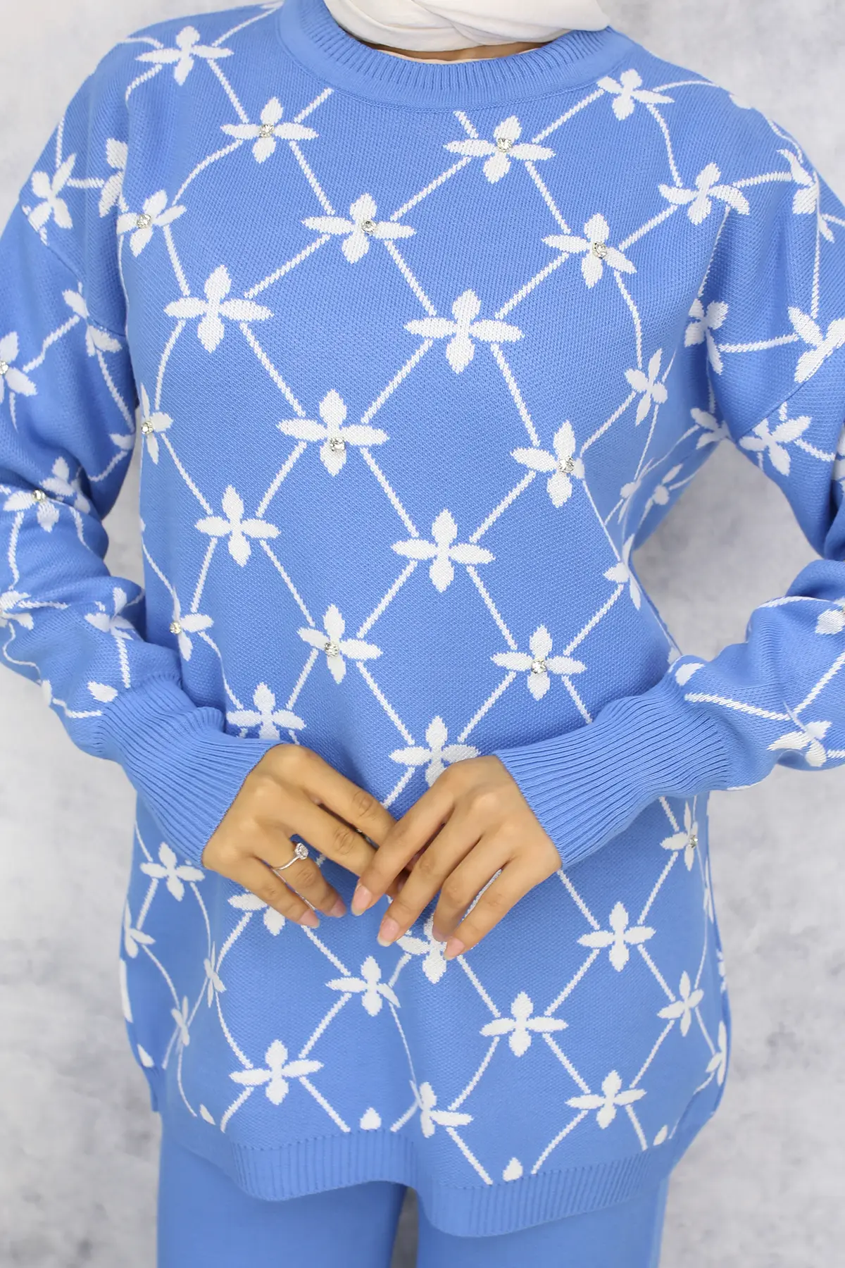 6212 Çiçek Desenli Taşlı Triko Takım Mavi-detail