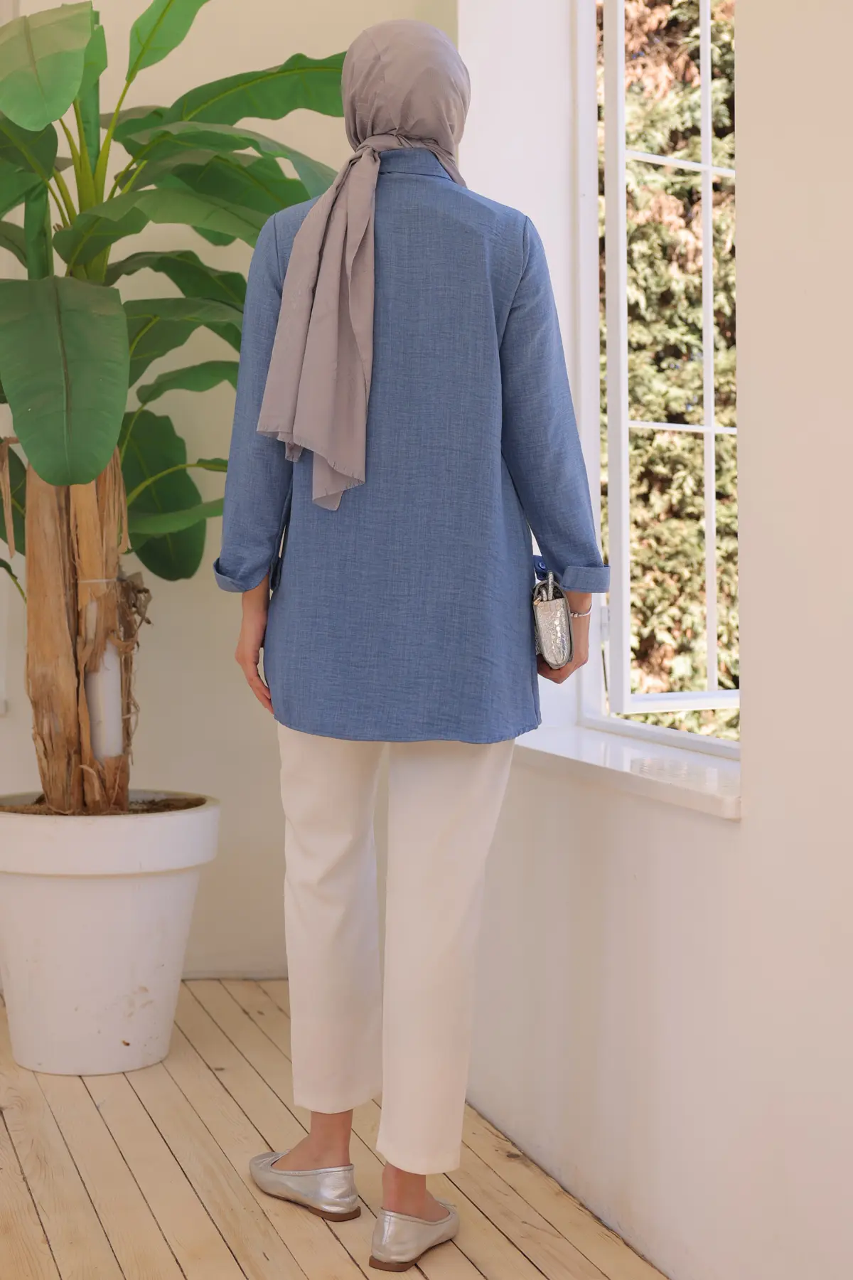 673 Boncuk Detaylı Gömlek İndigo-detail