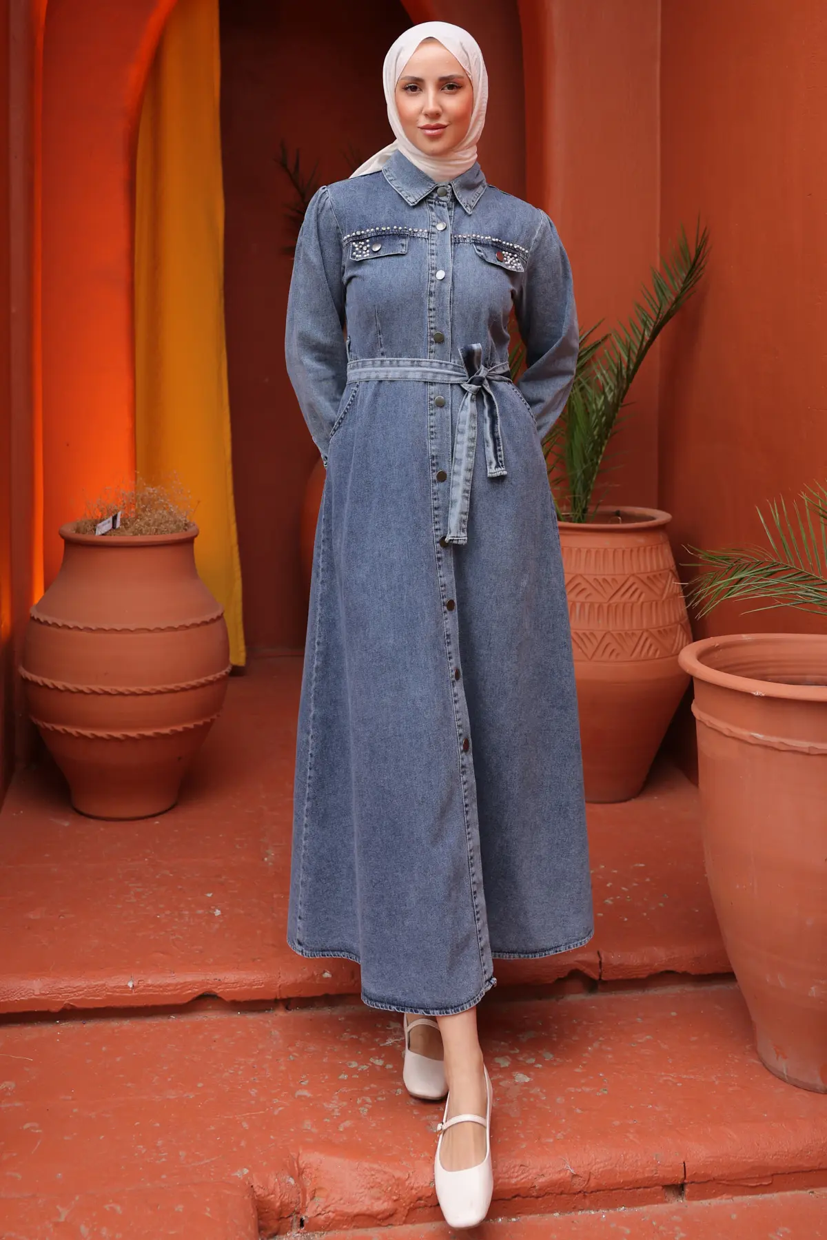 6804 Cepleri Boncuk Detaylı Kot Elbise Lacivert-detail