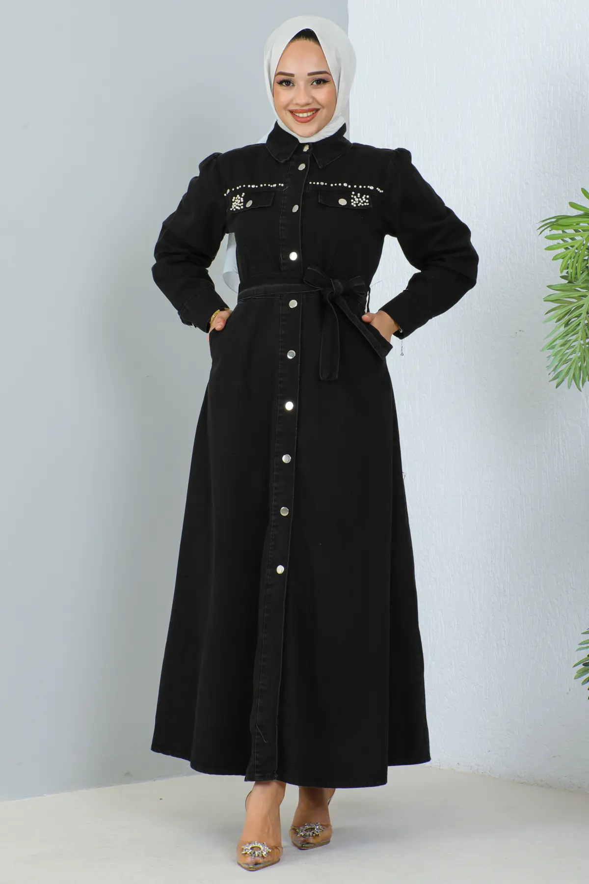 6804 Cepleri Boncuk Detaylı Kot Elbise Siyah-detail