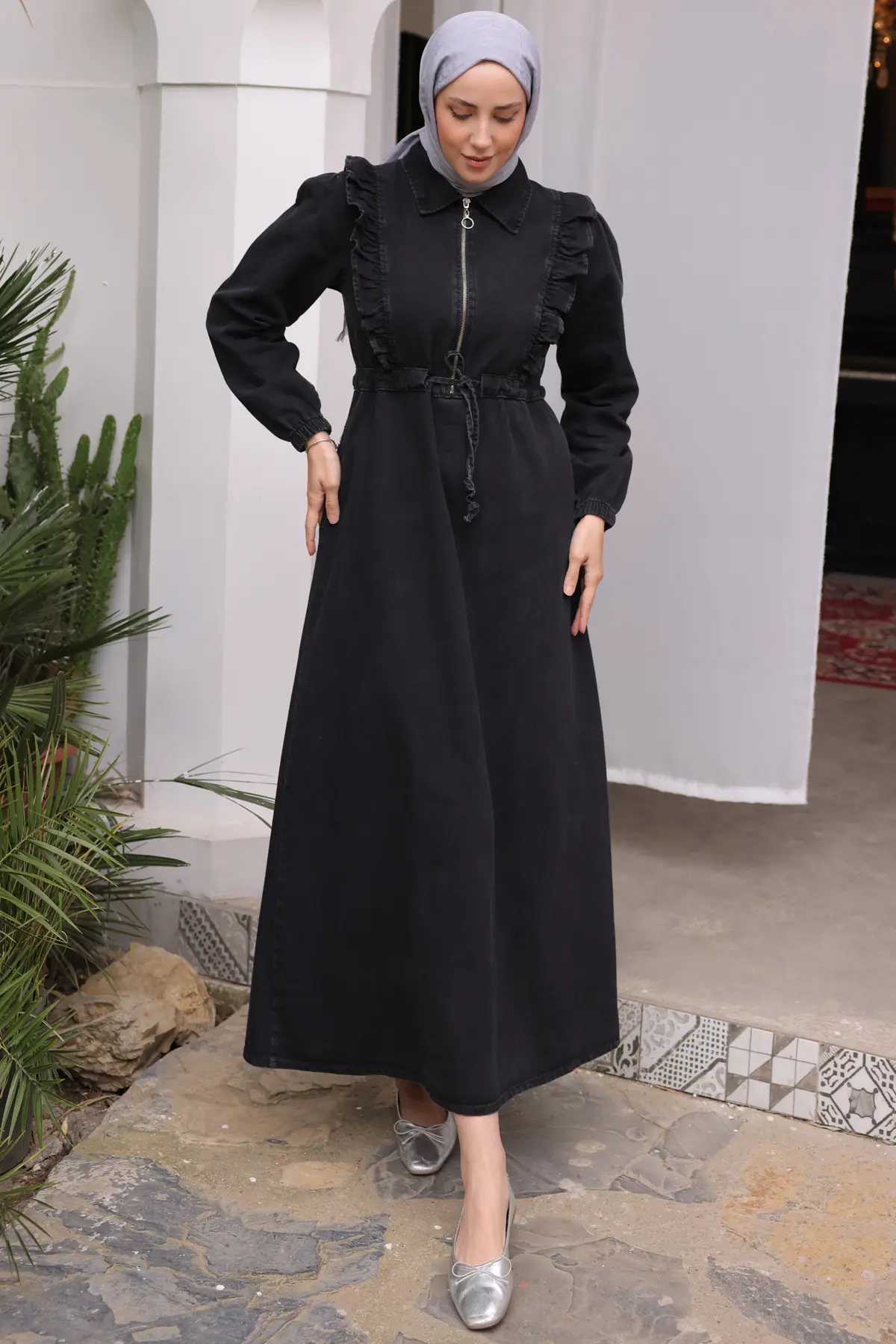 6808 Fırfır Detaylı Kot Elbise Siyah-detail