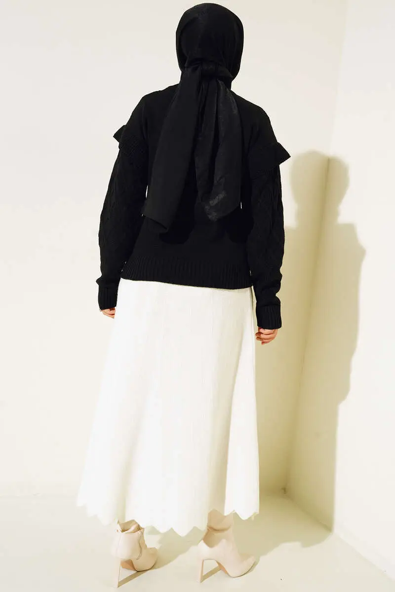 7031-7058 İncili Yarım Balıkçı Yaka Triko Kazak Siyah-detail