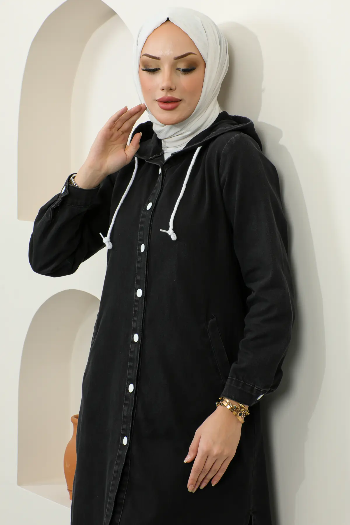 New Cap Outwear-detail