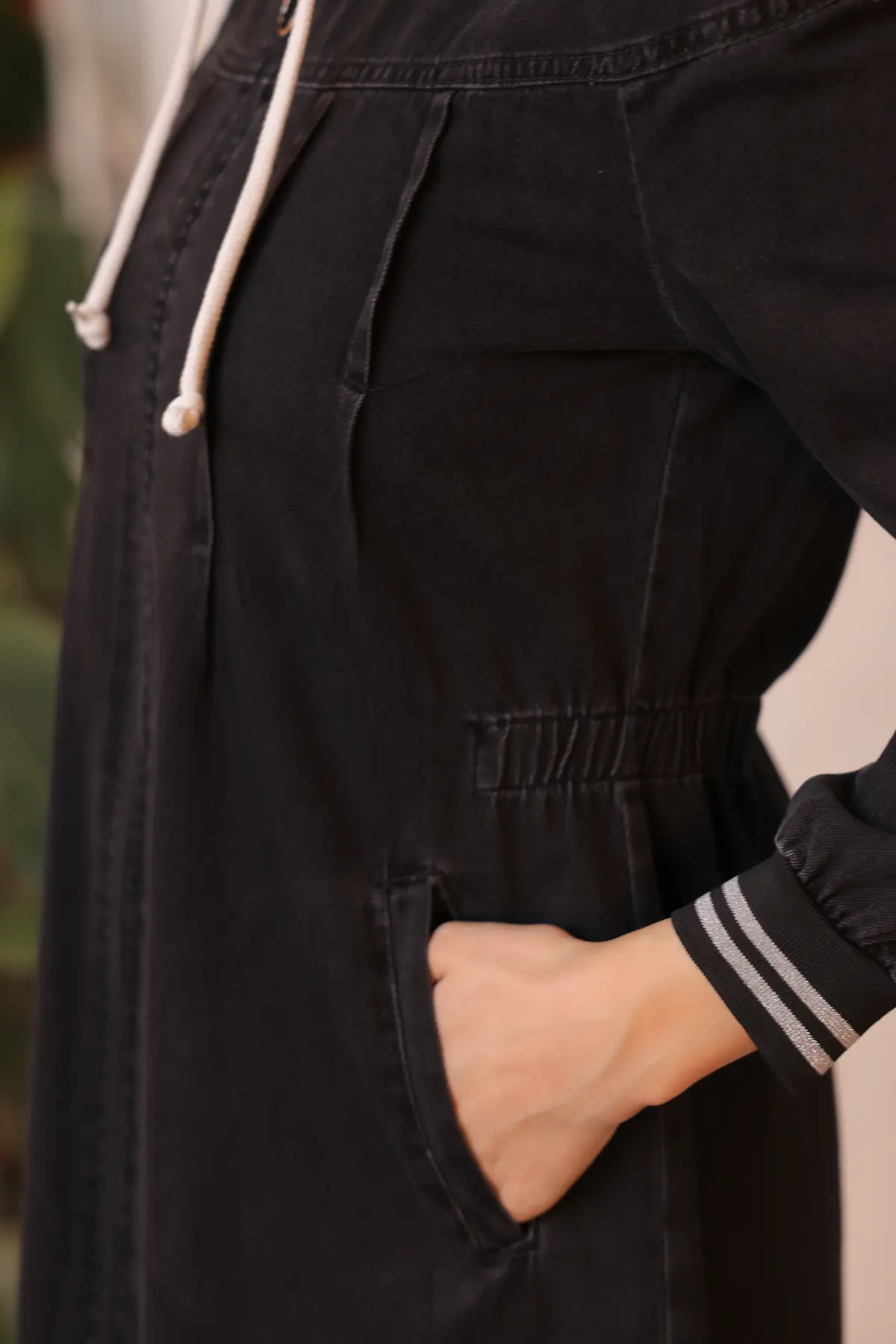 7914 Beli Lastikli Spor Kot Kap Siyah-detail