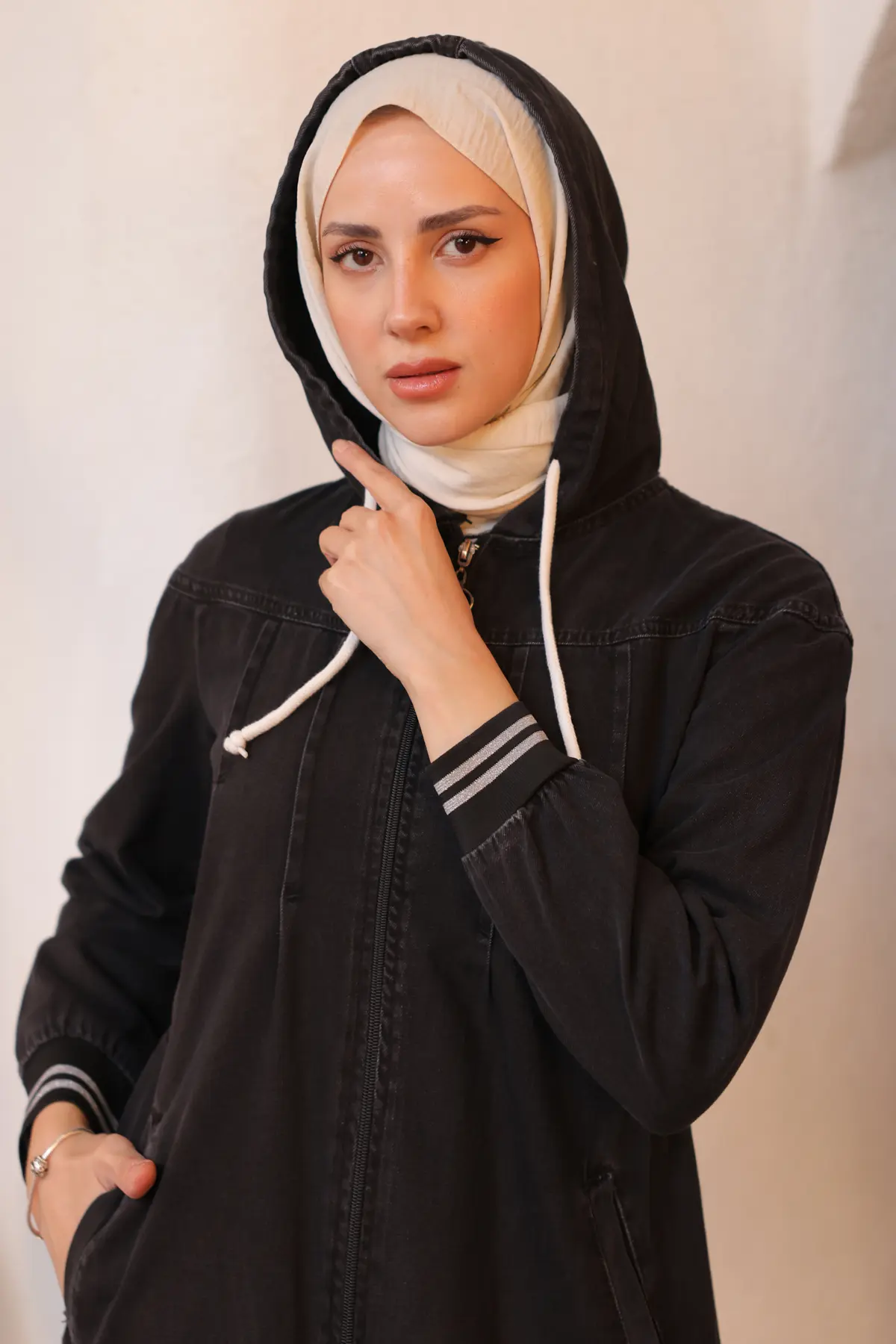 7914 Beli Lastikli Spor Kot Kap Siyah-detail