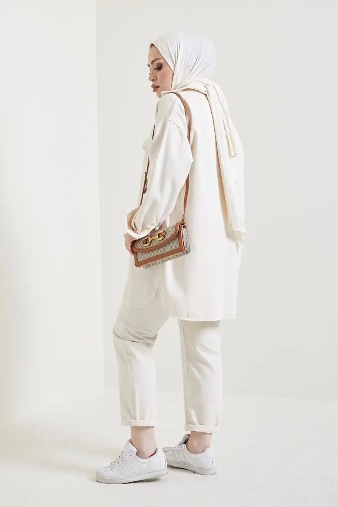 Ecru Jacket And Pant Suit-detail