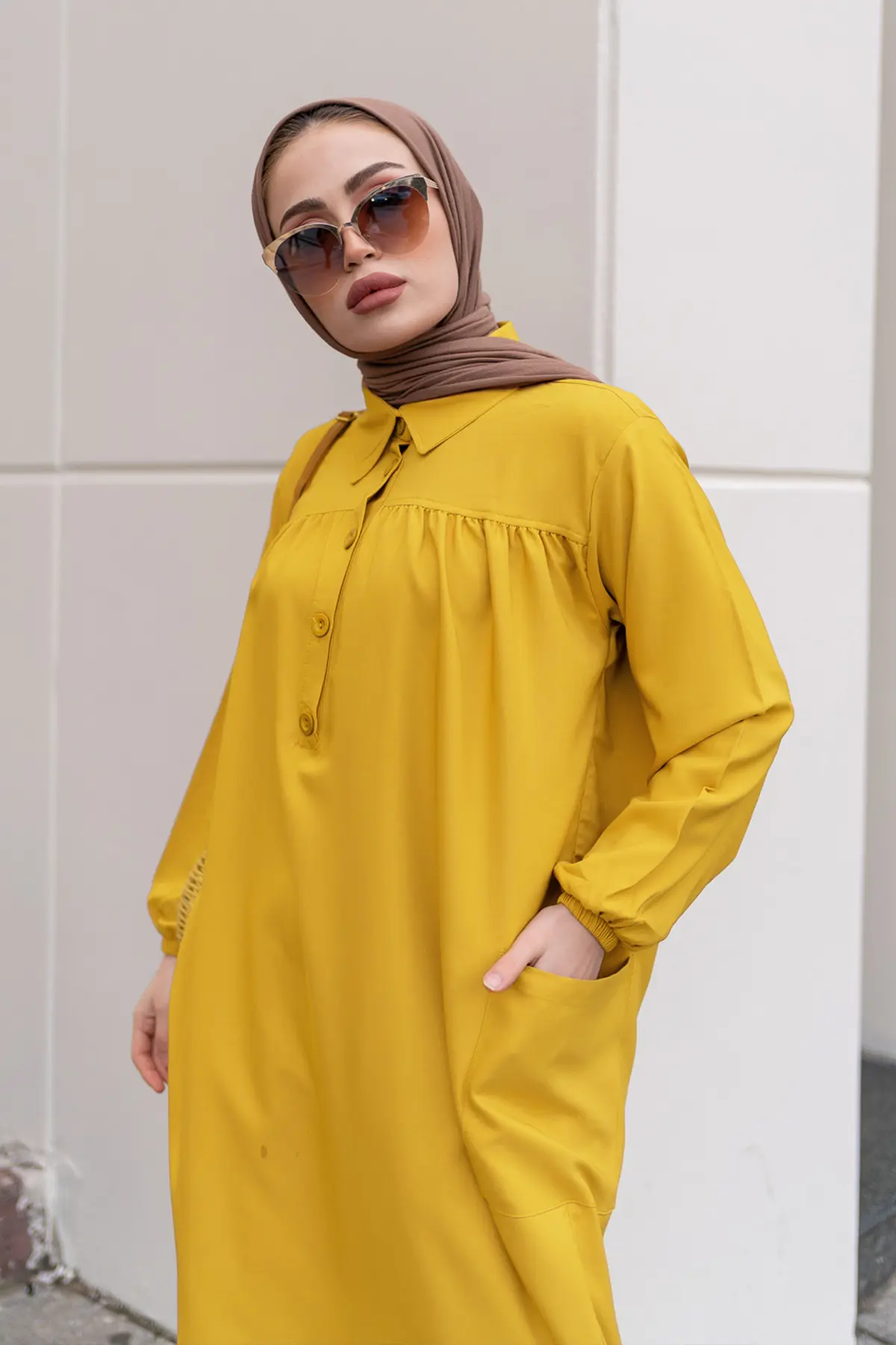 8222 Yanları Yırtmaç Robalı Tam Boy Tunik Sarı-detail