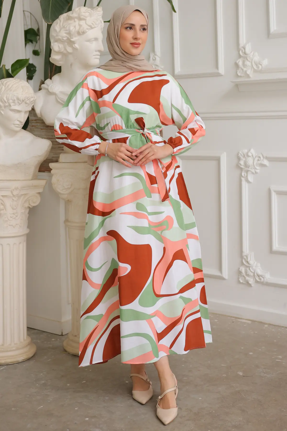 8234 Beli Lastikli Desenli Tesettür Elbise Kahverengi-detail