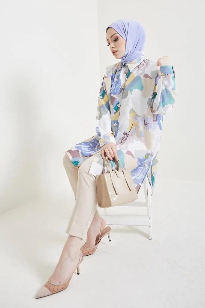 8880 Desenli Tesettür Gömlek Bej-detail