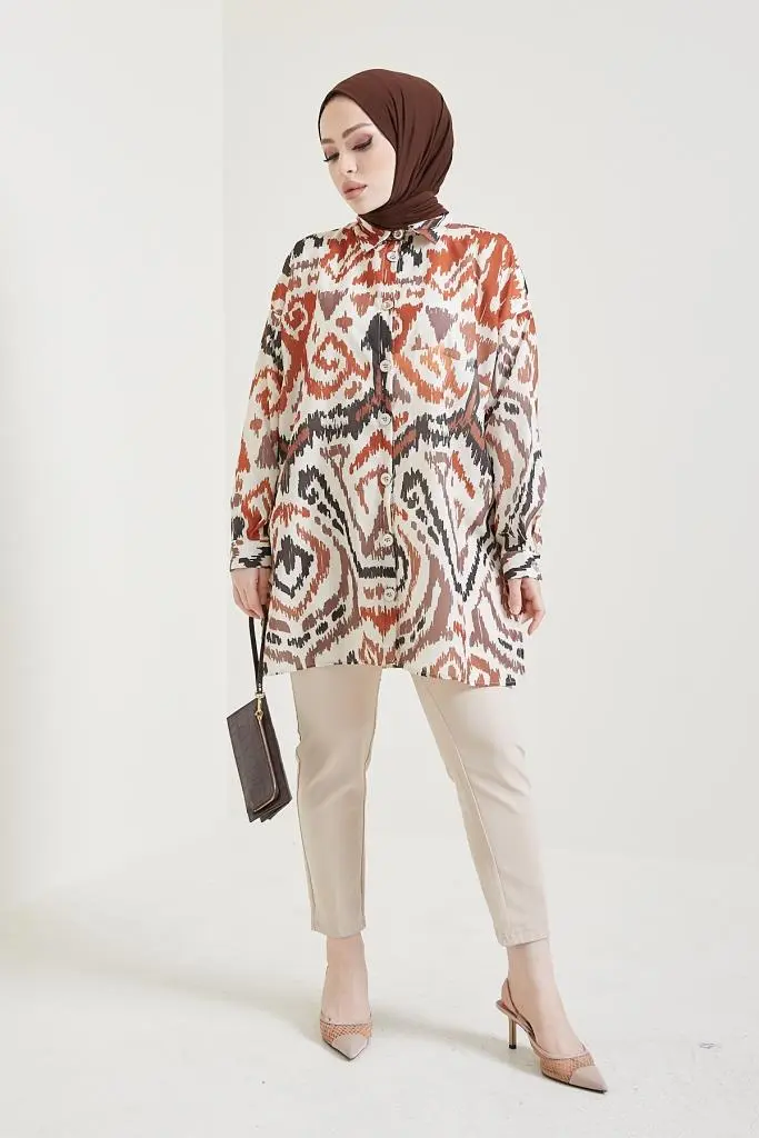 8880 Desenli Tesettür Gömlek Kahve-detail