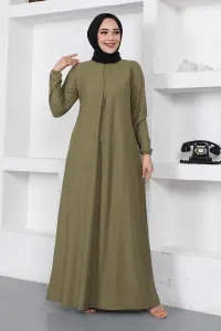 A Pleated Model Dress