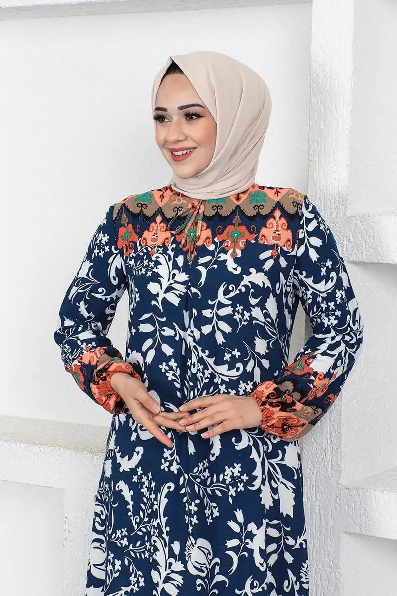 A Pile Model Tesettür Elbise-detail