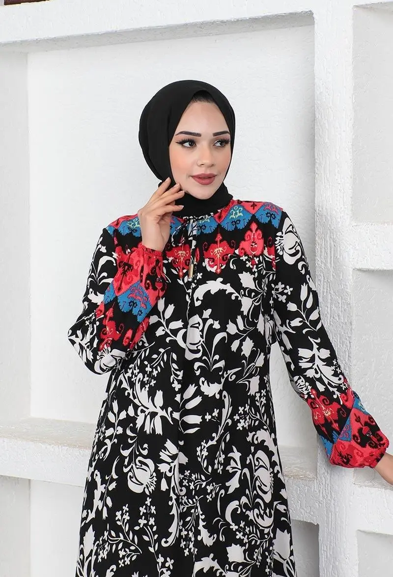 A Pile Model Tesettür Elbise-detail