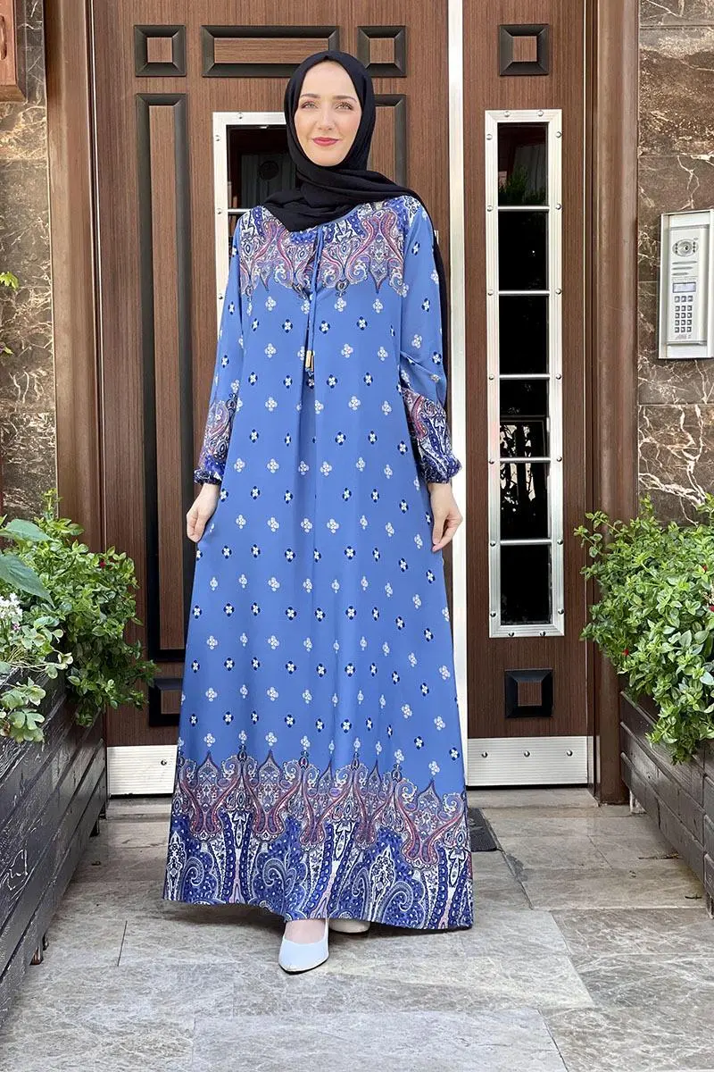 A Pleated Patterned Dress-detail