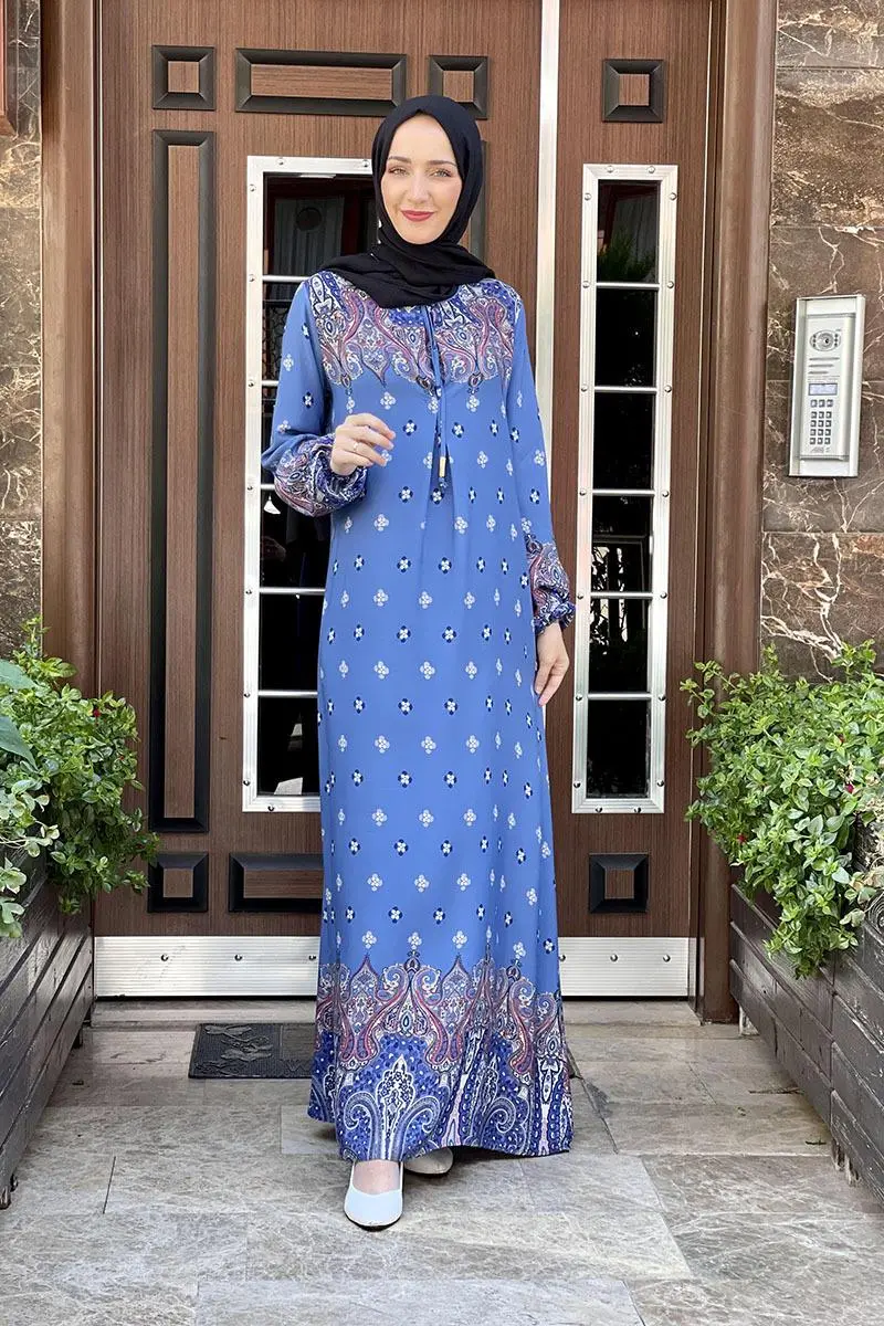 A Pleated Patterned Dress-detail