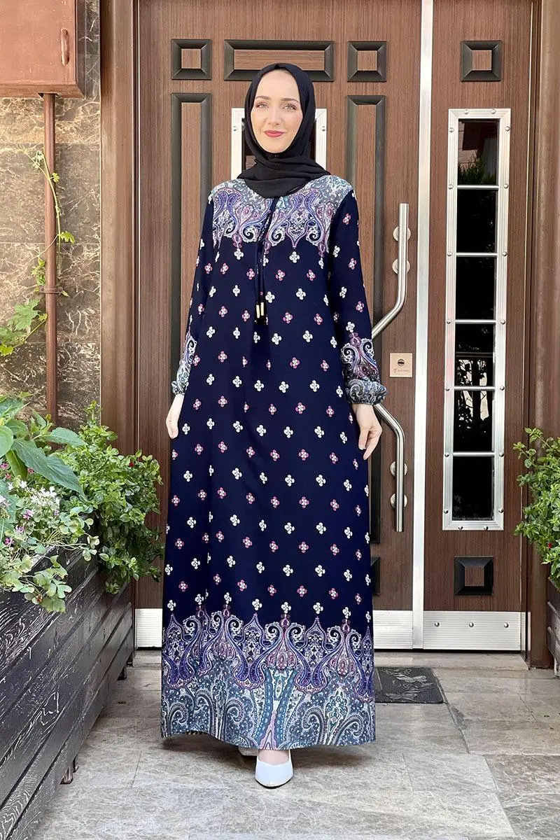 A Pleated Patterned Dress-detail