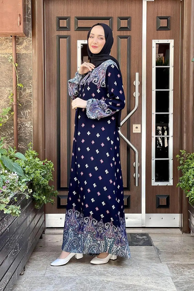 A Pleated Patterned Dress-detail