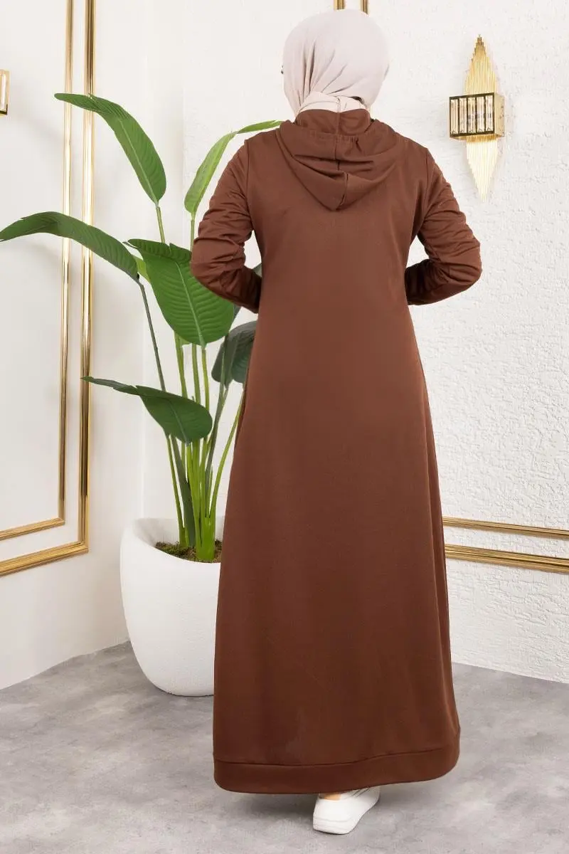 Hooded Sports Dress With Emblem Detail-detail