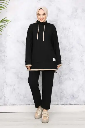 Collared Double Set With Coat Of Arms Detail