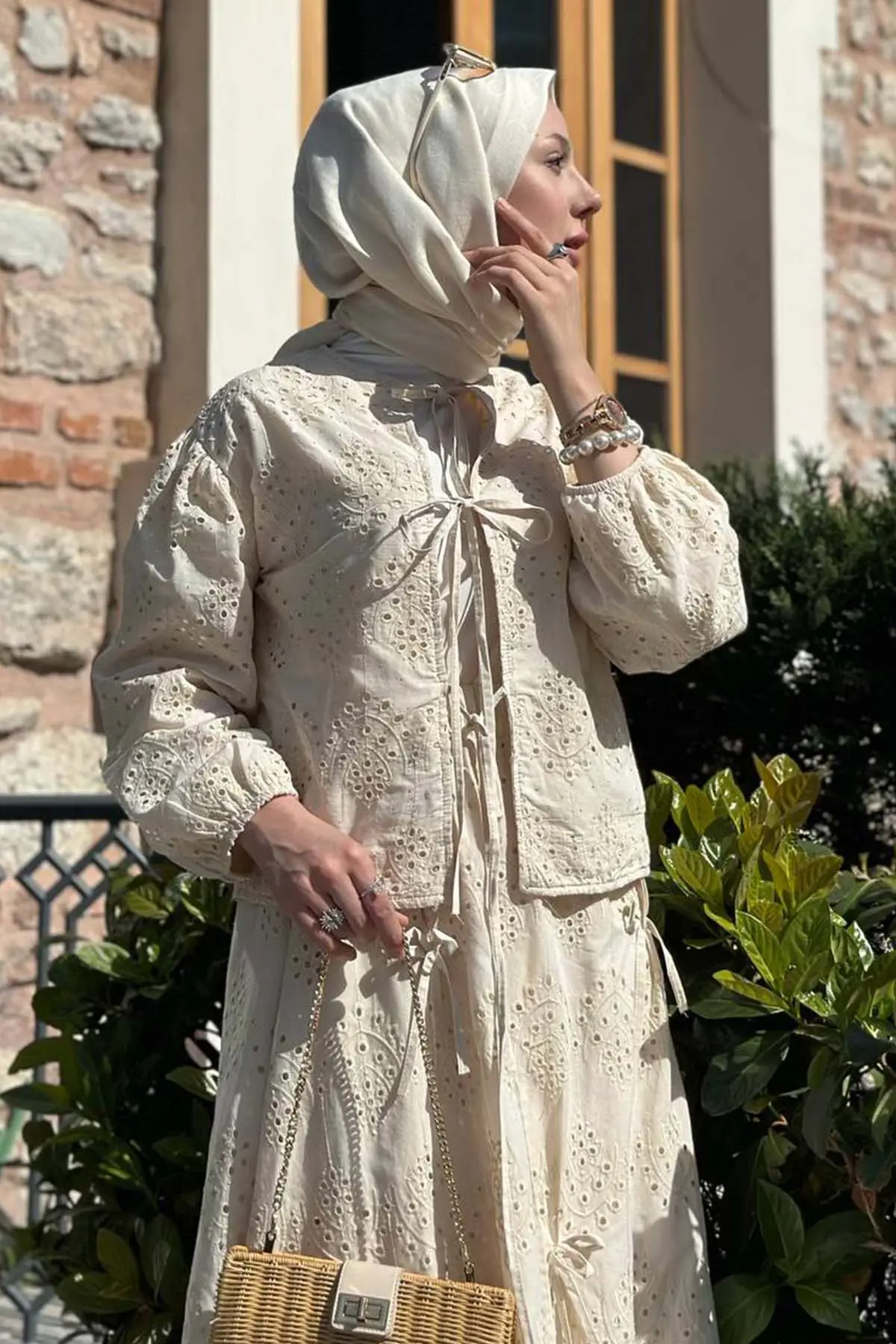 Tied Embroidered Stone Detailed Skirted Suit-detail