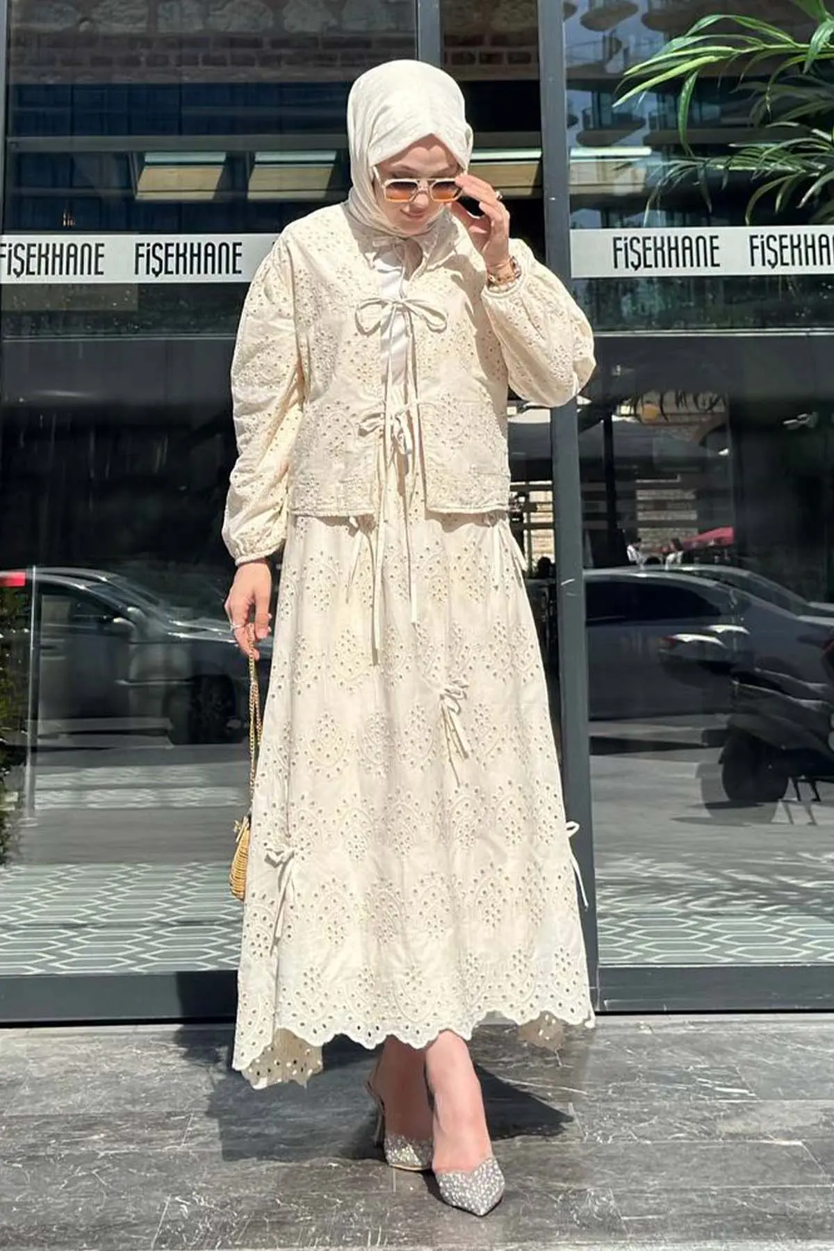 Tied Embroidered Stone Detailed Skirted Suit-detail