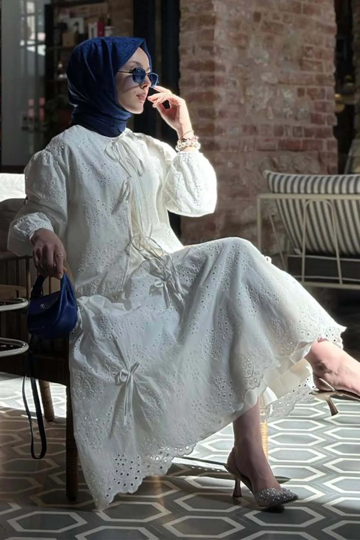 Tied Embroidered Stone Detailed Skirted Suit-detail