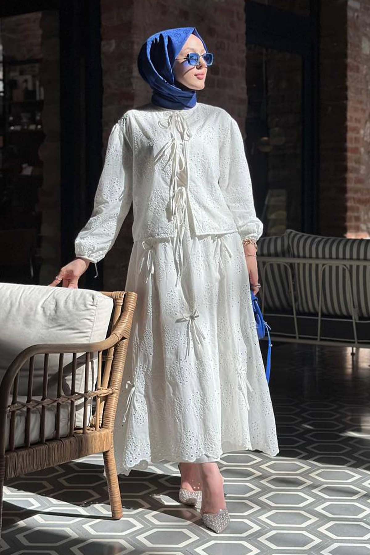 Bağlamalı Brode Taş Detaylı Etekli Takım