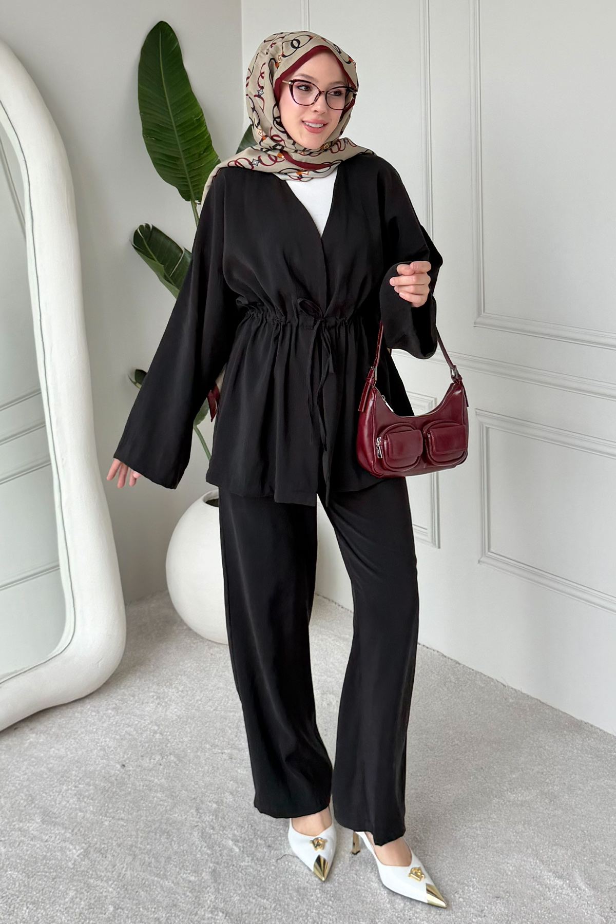 Two-piece Set With Tie