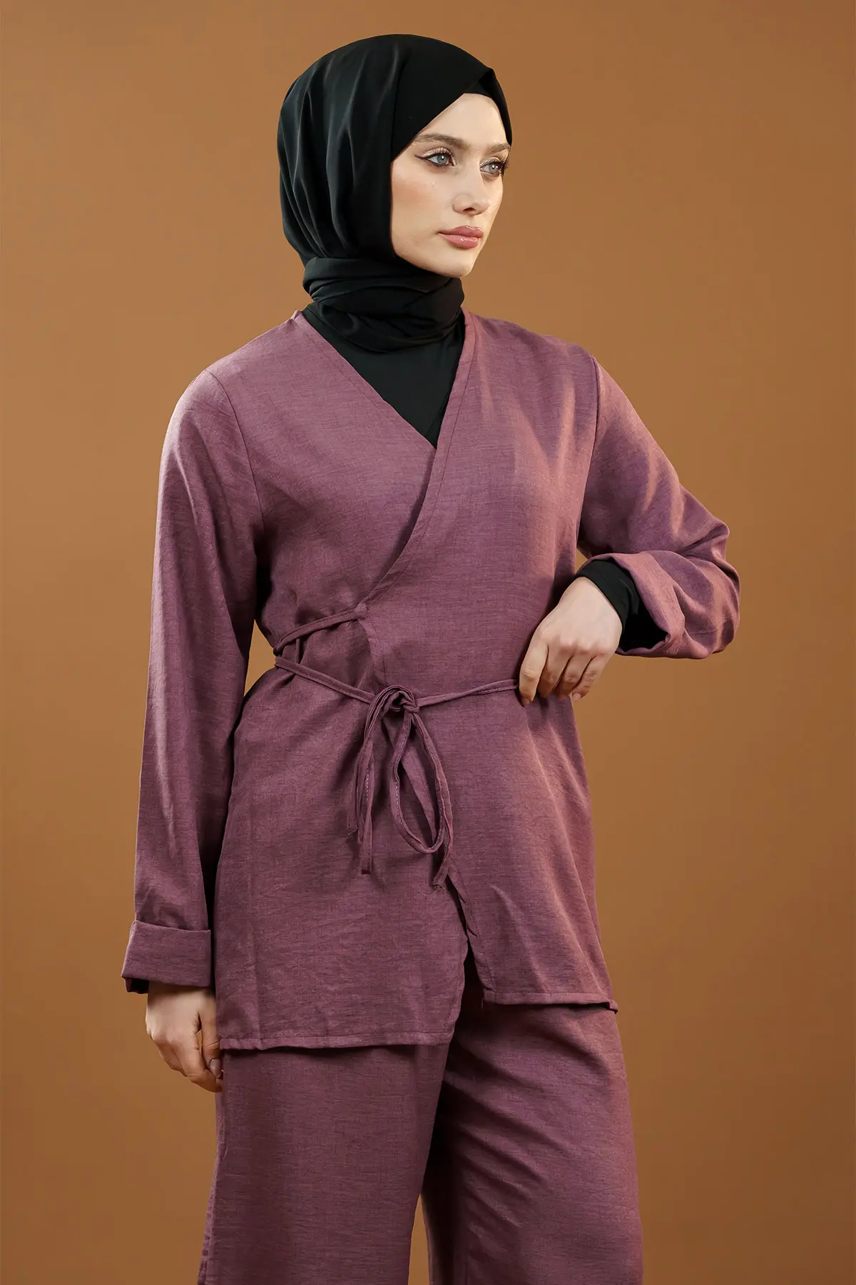 Tie-up Kimono Suit-detail