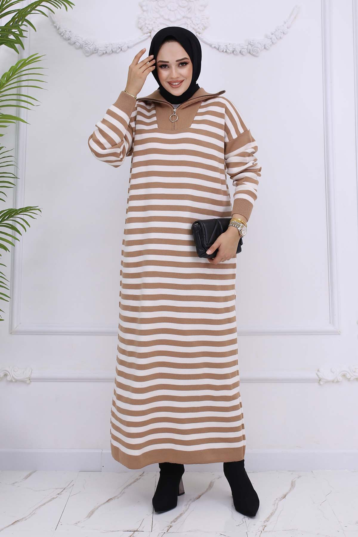 Turtleneck Striped Knitwear Dress