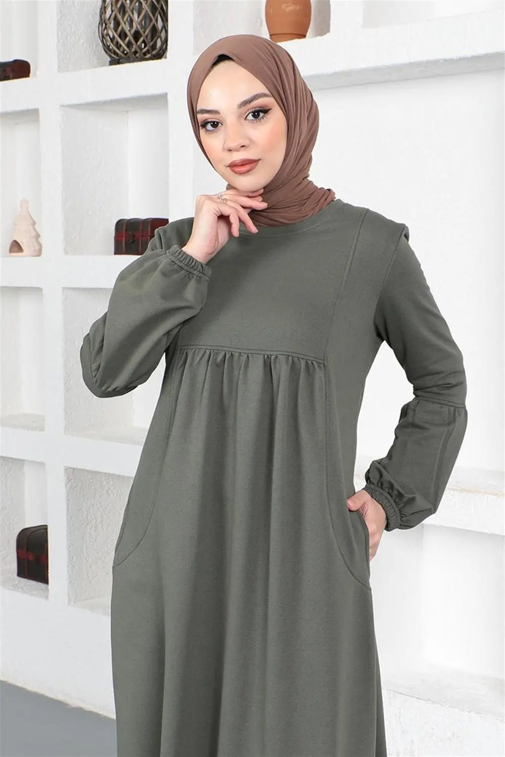 Balloon Sleeve Sports Dress-detail