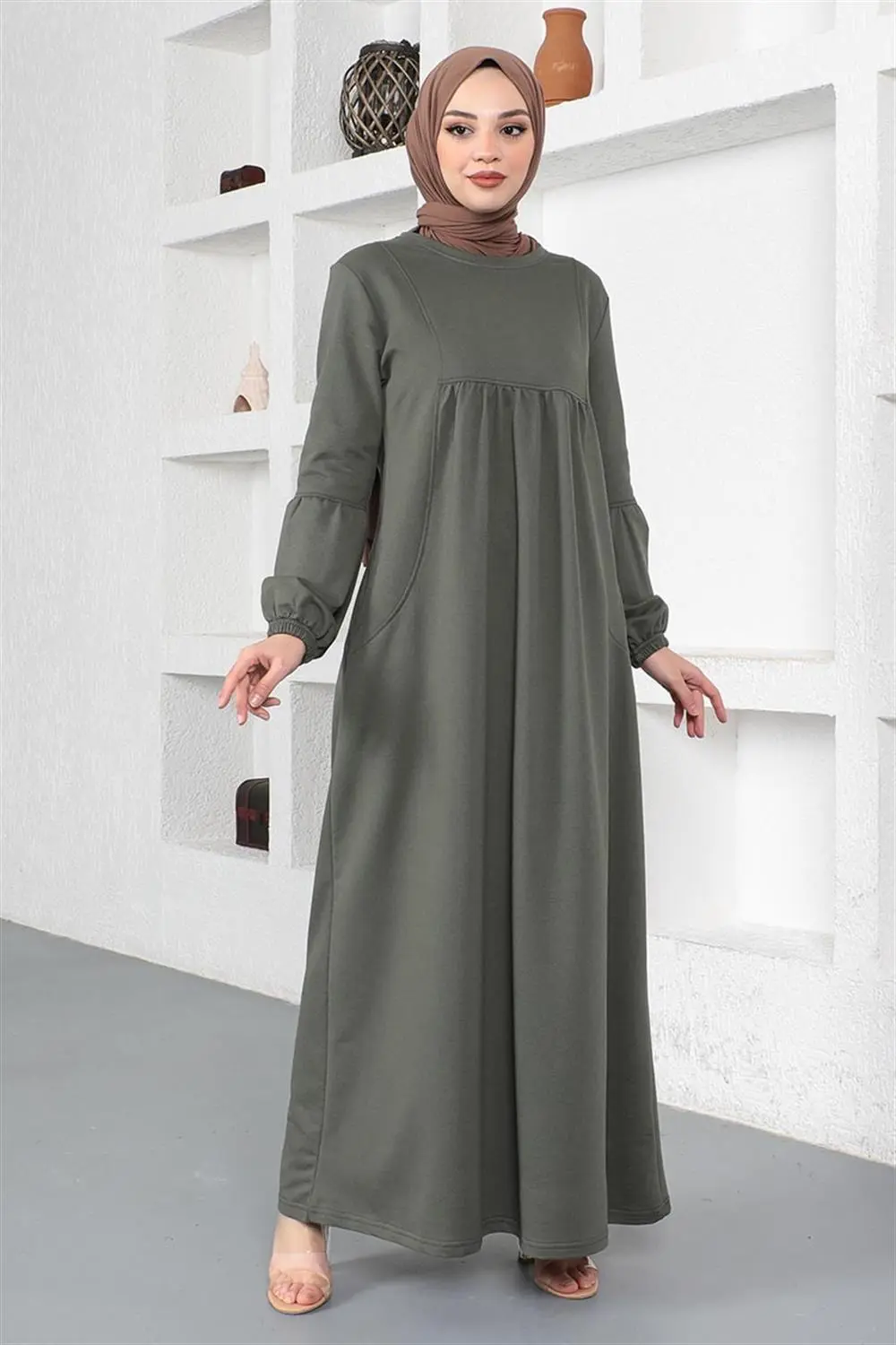 Balloon Sleeve Sports Dress-detail