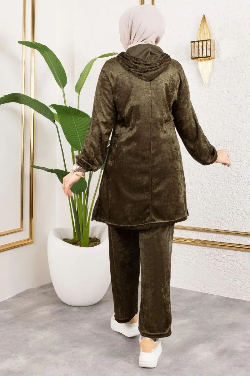 Printed Hooded Velvet Set-detail