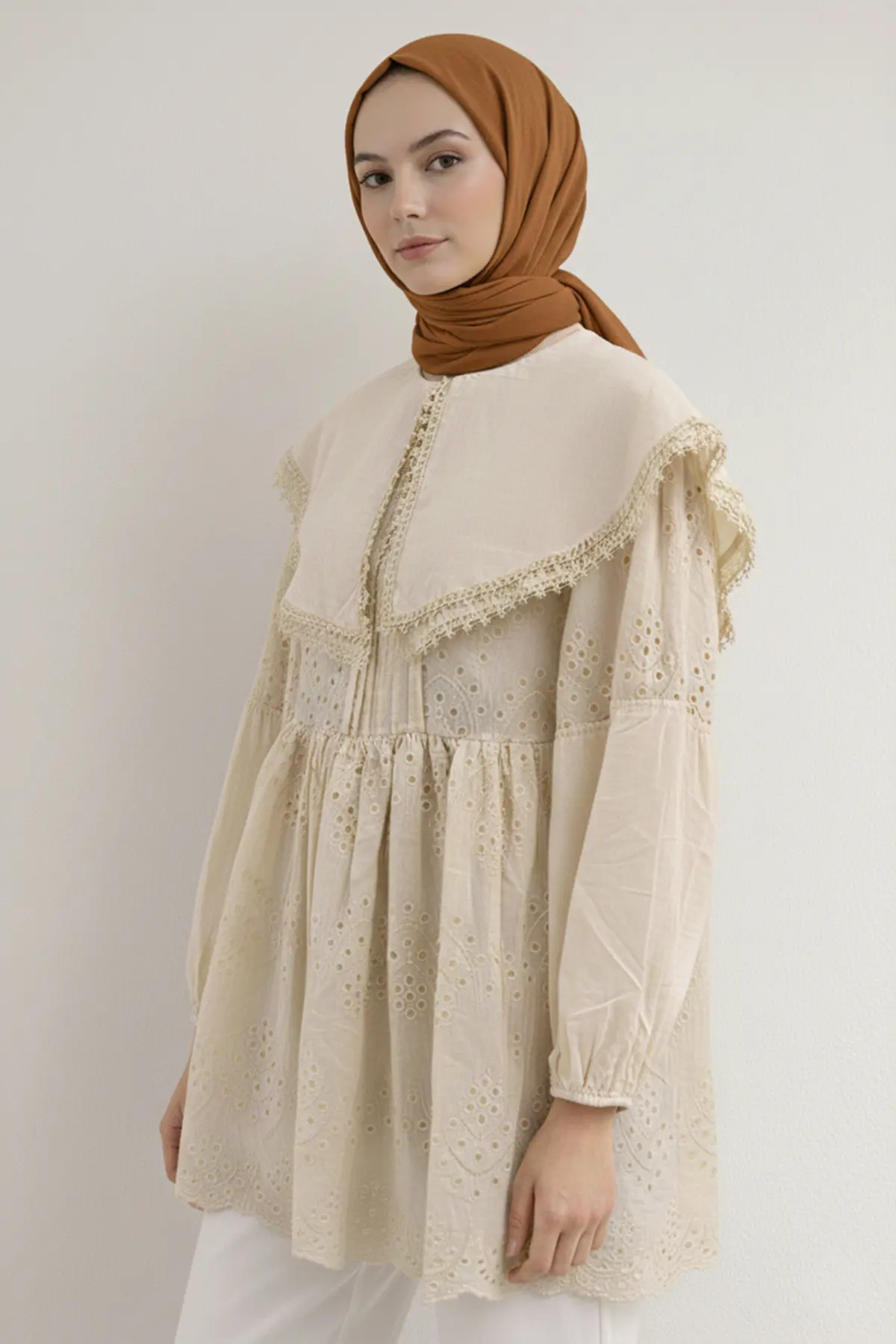 Bebe Yaka Fisto Tunik-detail