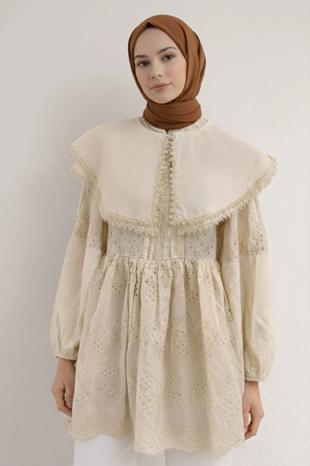 Bebe Yaka Fisto Tunik-detail
