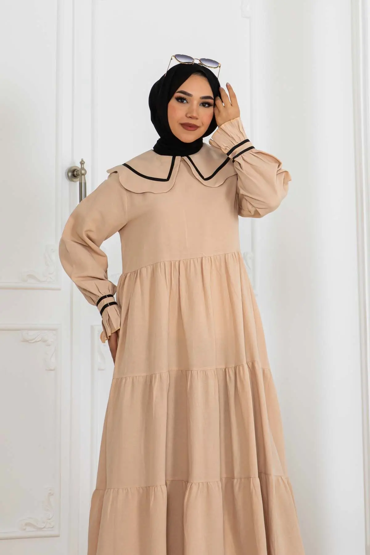 Bebe Yakalı Elbise Bej-detail