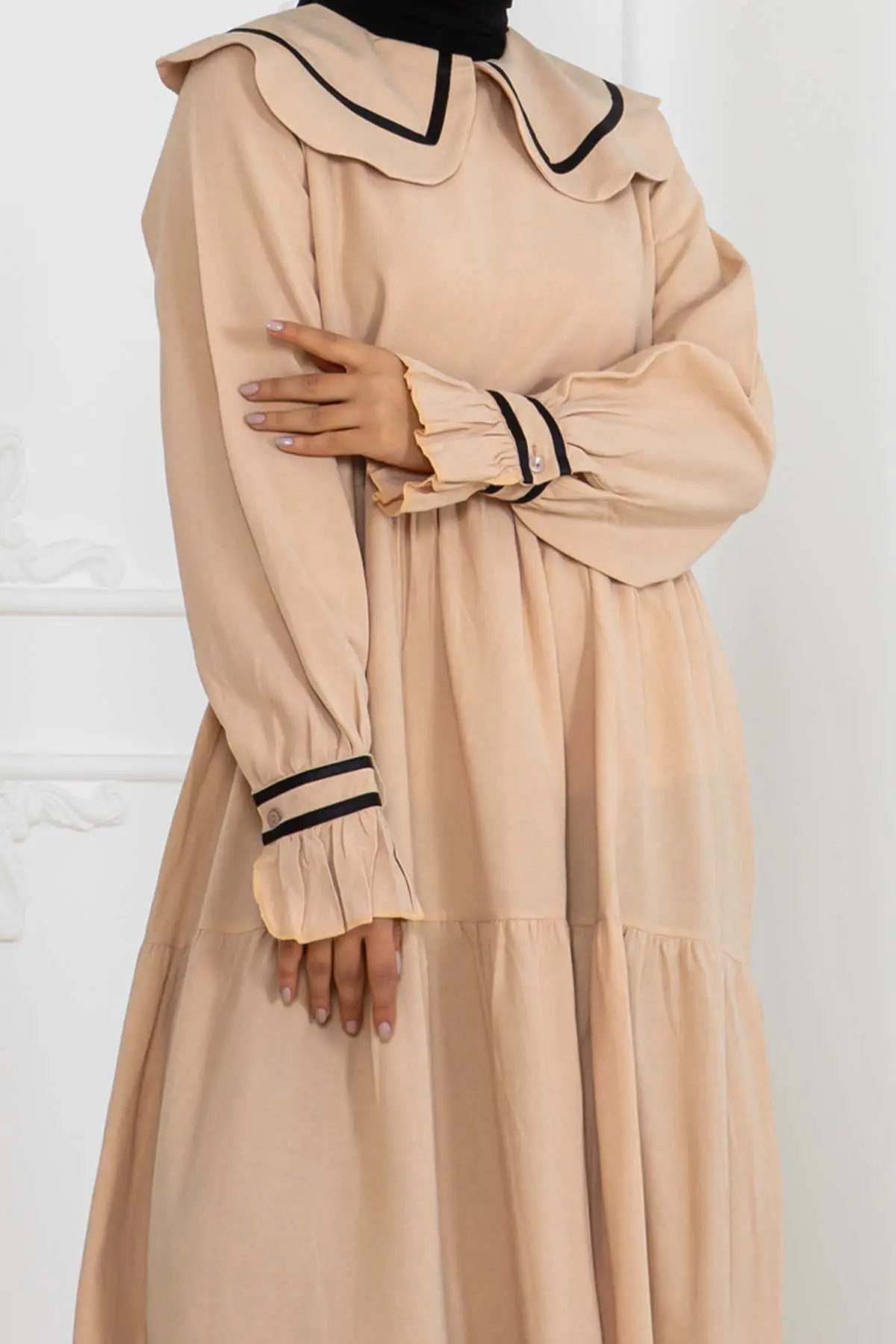 Bebe Yakalı Elbise Bej-detail