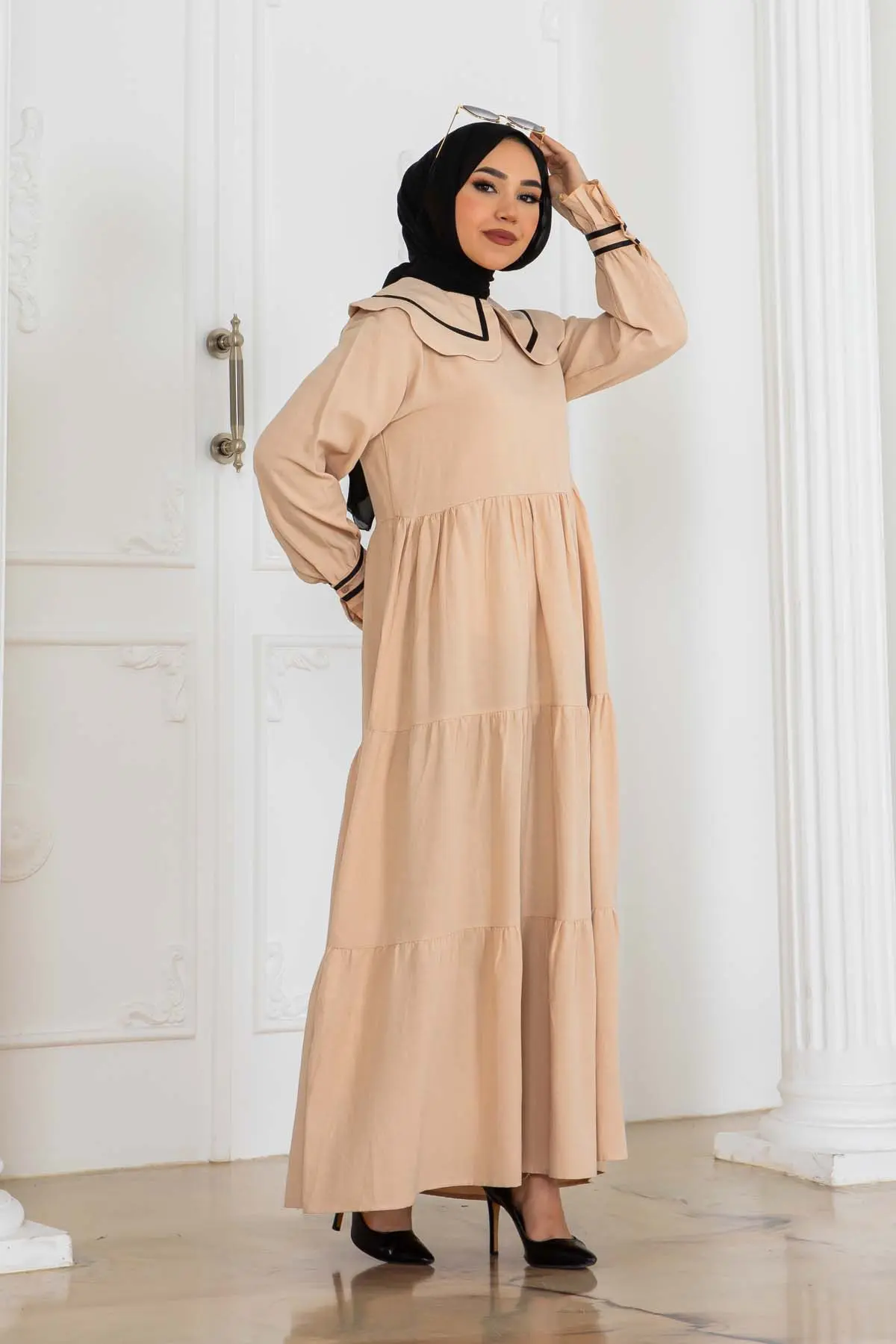 Bebe Yakalı Elbise Bej-detail