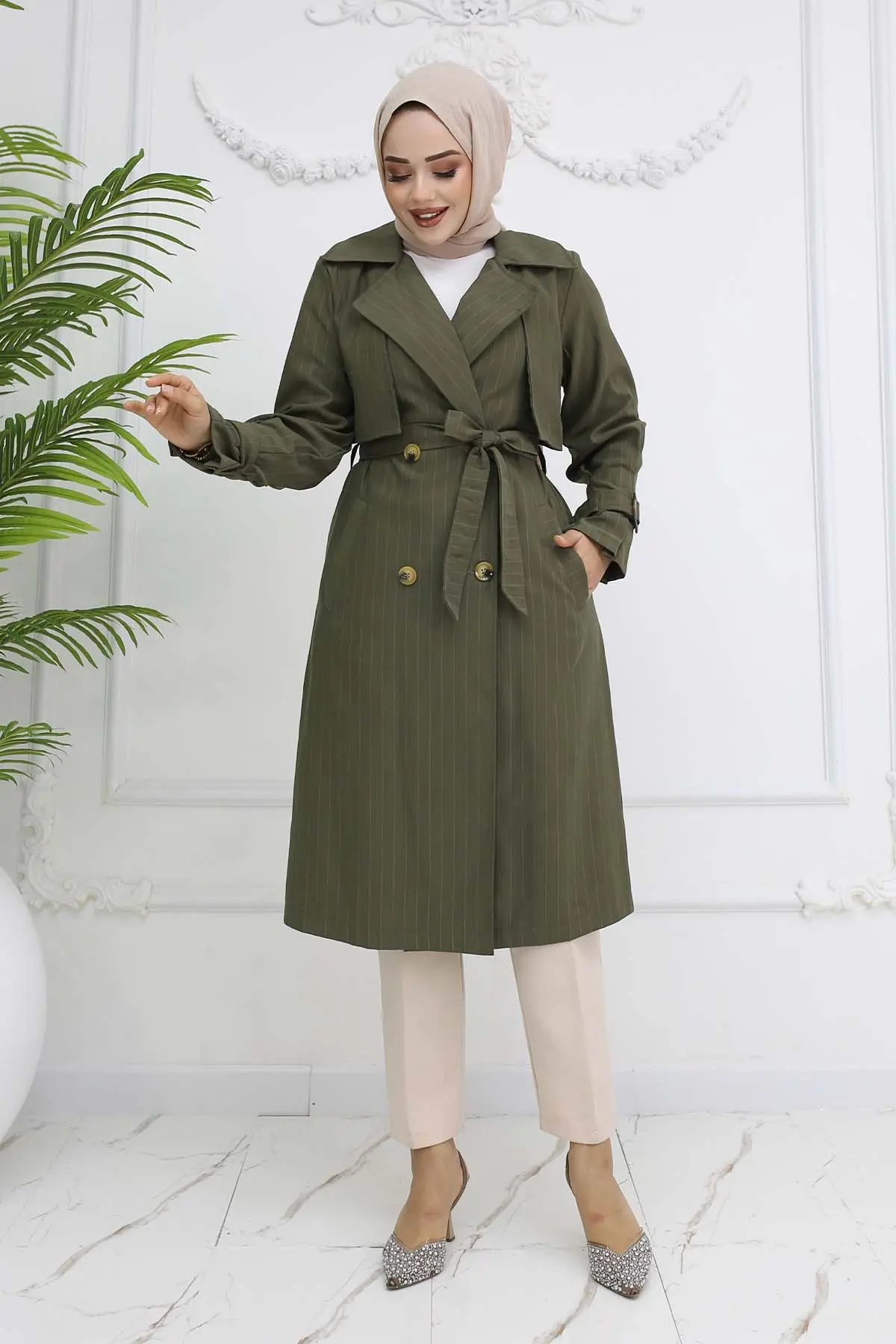 Striped Trench Coat With Waist And Arm Belt-detail