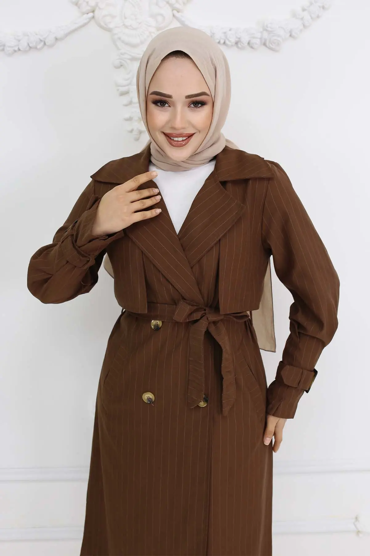Striped Trench Coat With Waist And Arm Belt-detail