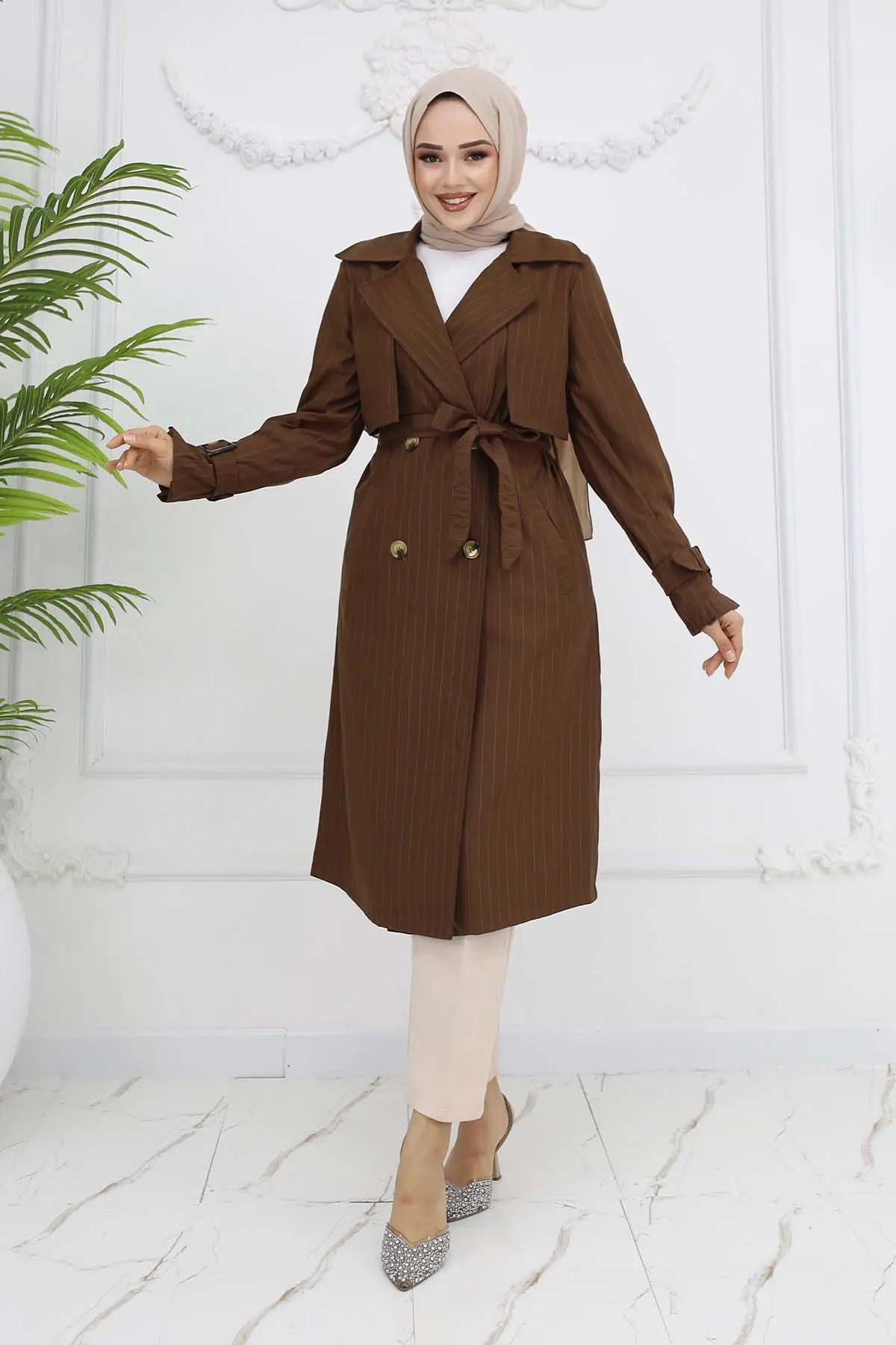 Striped Trench Coat With Waist And Arm Belt-detail