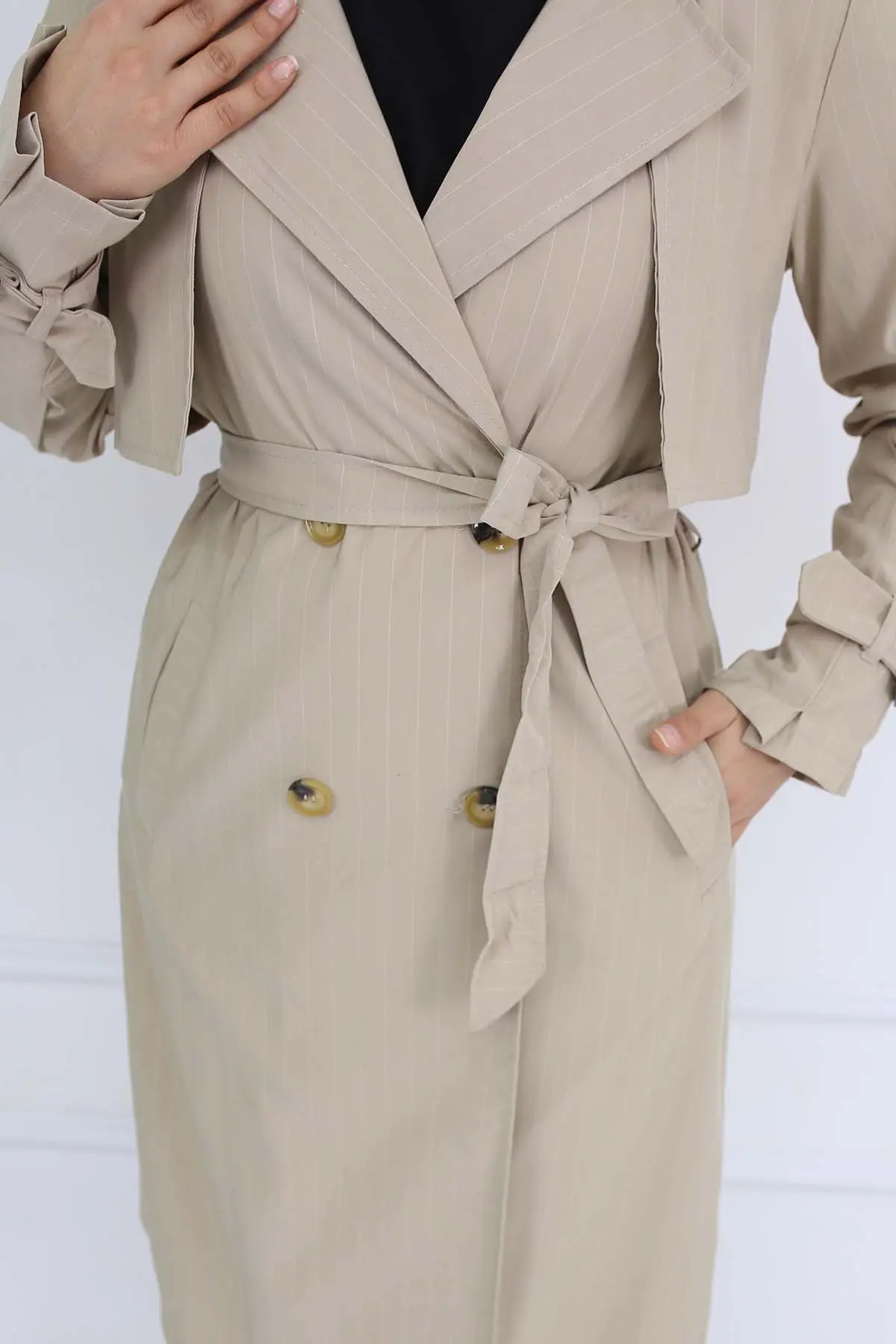 Striped Trench Coat With Waist And Arm Belt-detail