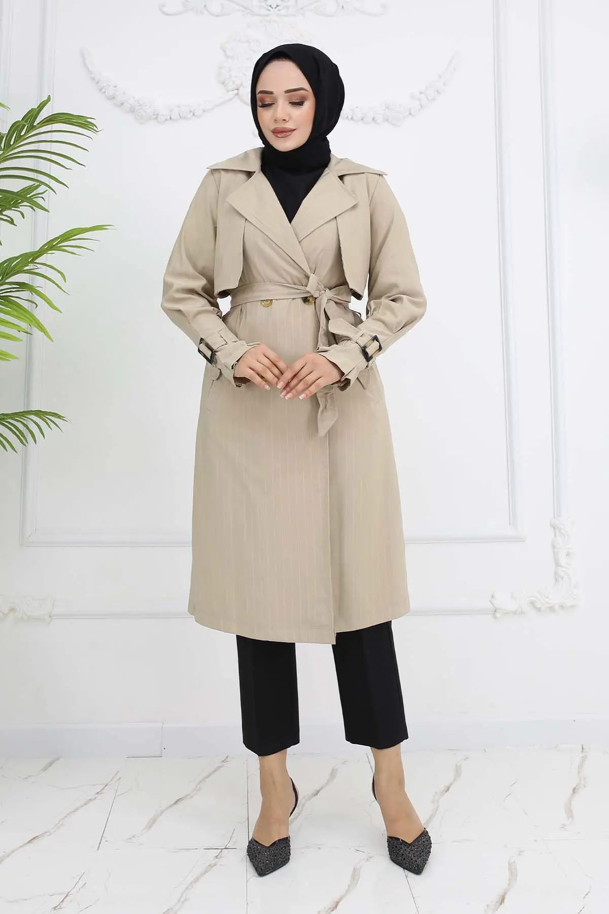 Striped Trench Coat With Waist And Arm Belt-detail