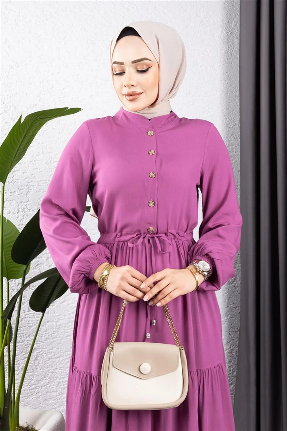 Gathered Waist Belted Dress-detail